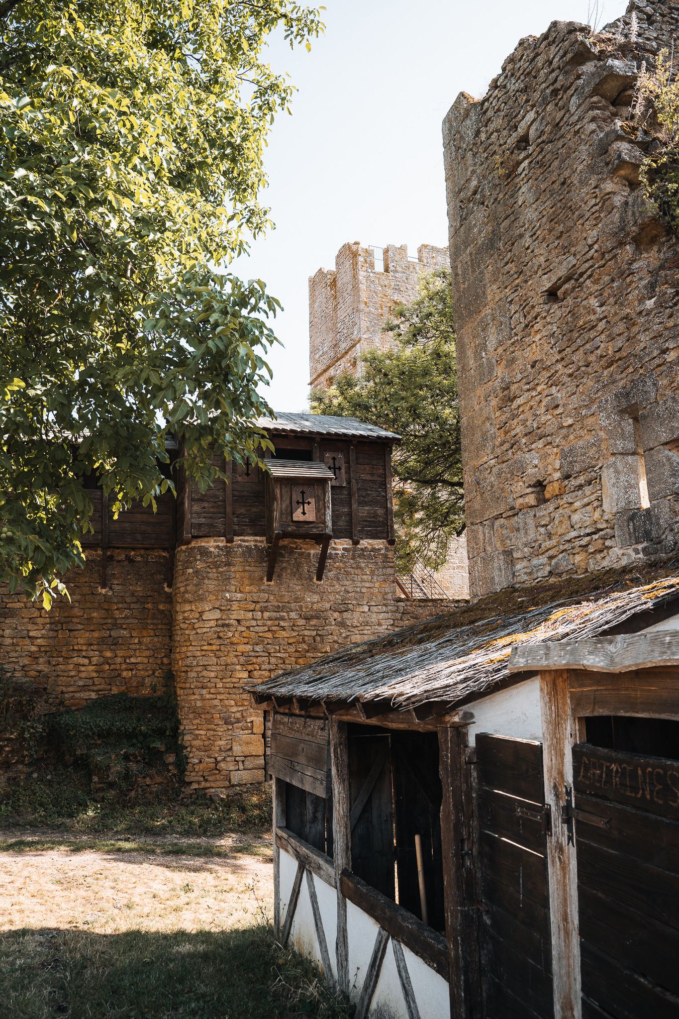 Visiter le château de Thil