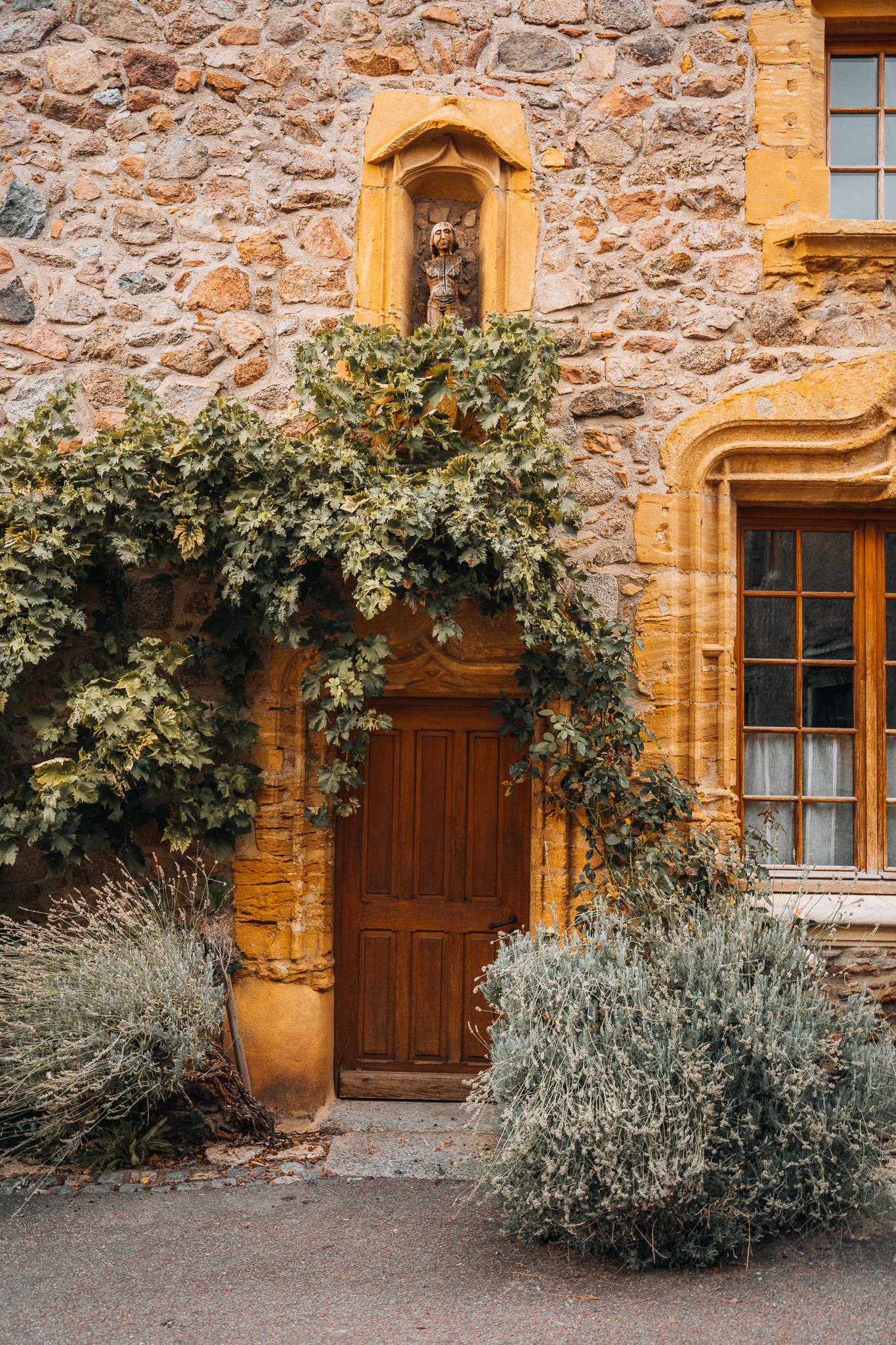 Le Crozet LOIRE details Visiter les plus beaux villages dans le Loire